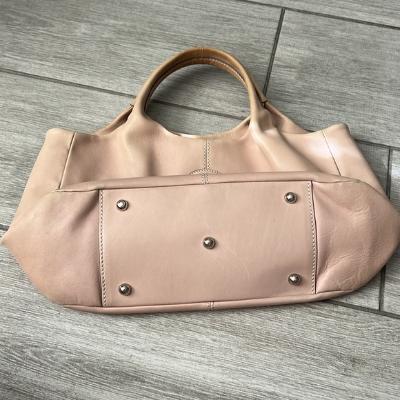 Tod’s Shopping Media Leather Two Way Bag Tan GUC - Picture 7 of 17